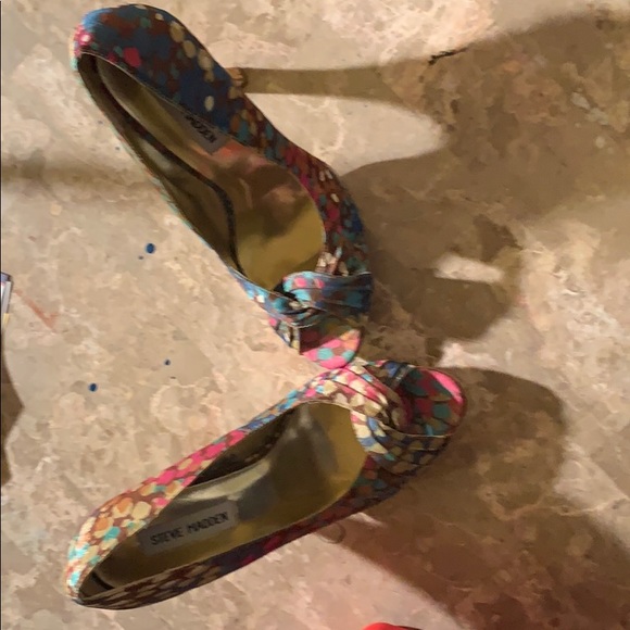 Steve Madden open toe heels. - Picture 1 of 5